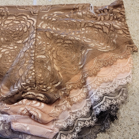 Rene Rofe Hipster Underwear - Picture 4 of 4